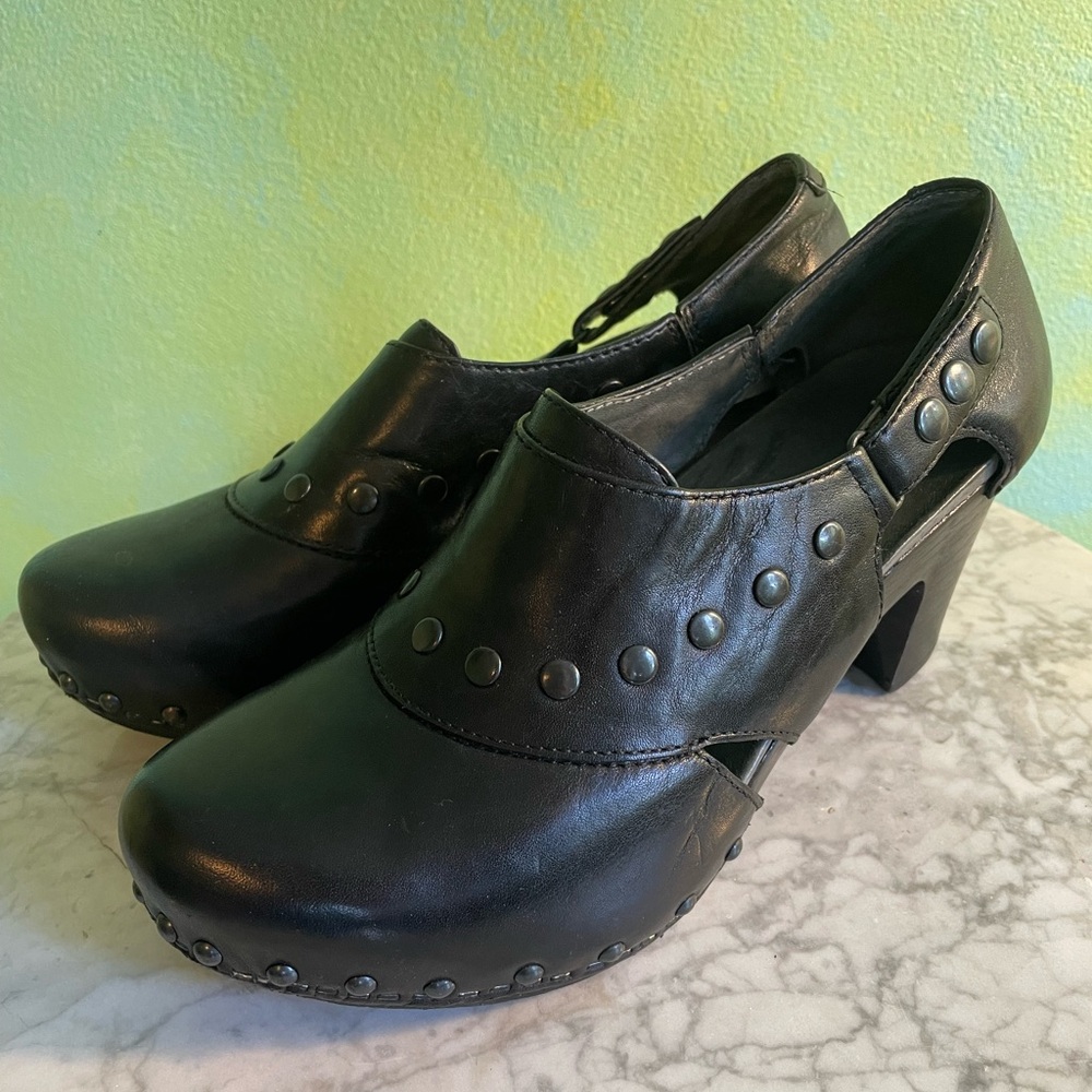 Dansko Ryder Riveted Clogs
